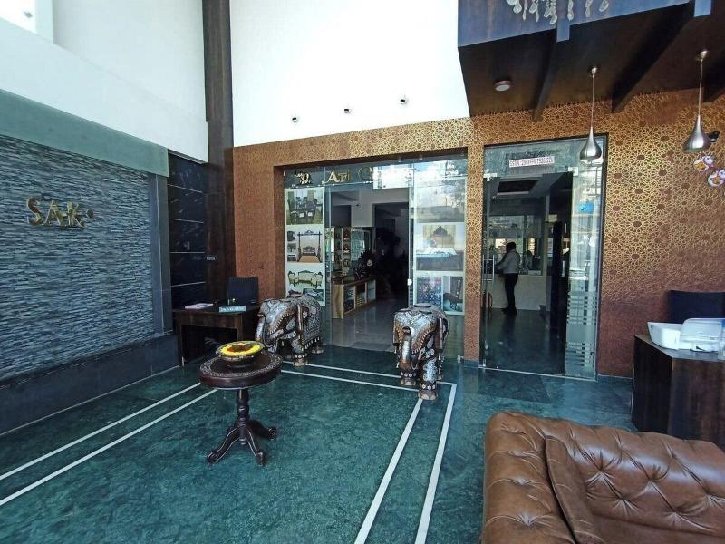 Sak Royal Residency — general view