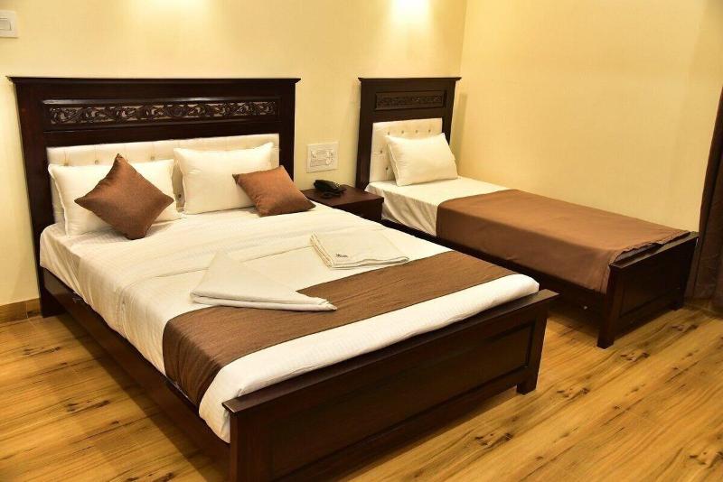 Sak Royal Residency image
