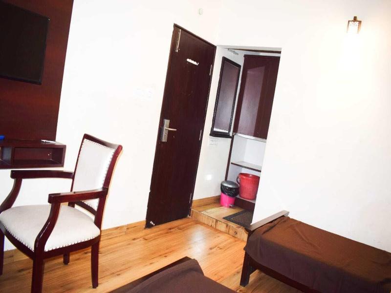 Sak Royal Residency image