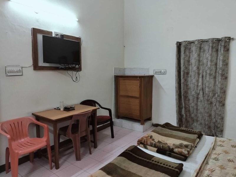 Hotel Rawat image