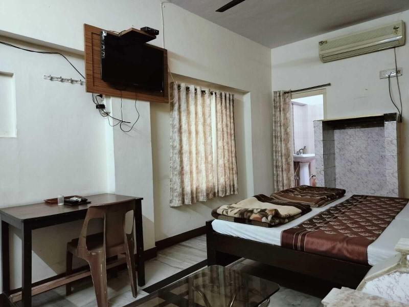 Hotel Rawat image