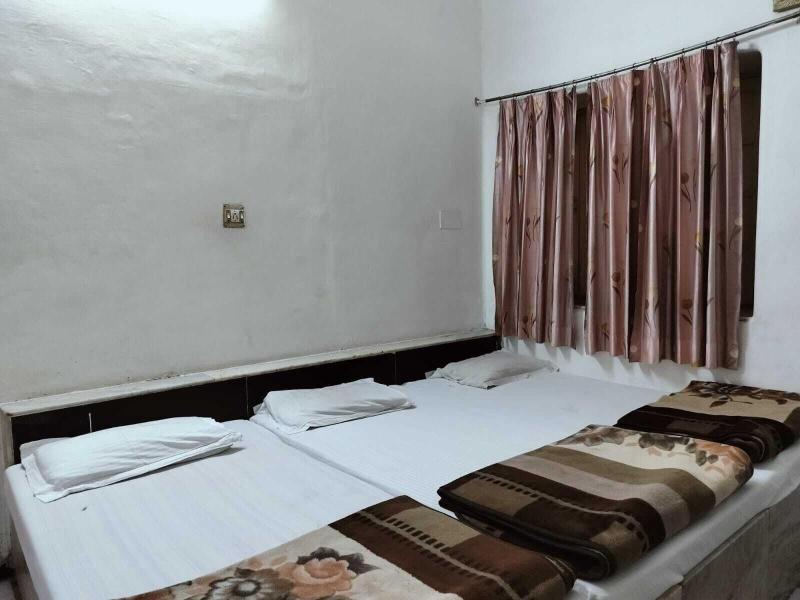 Hotel Rawat image