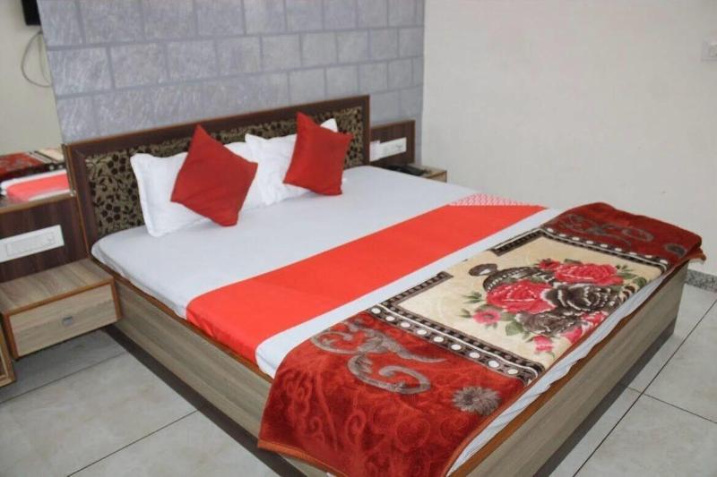 Hotel Satyam Palace 5