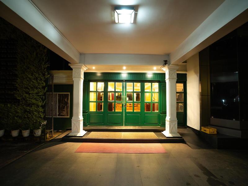 Hotel C7 Munnar image
