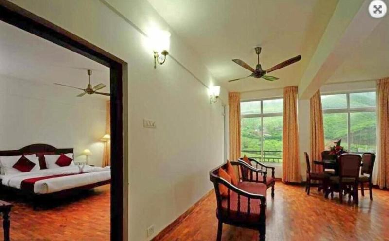 Hotel C7 Munnar image