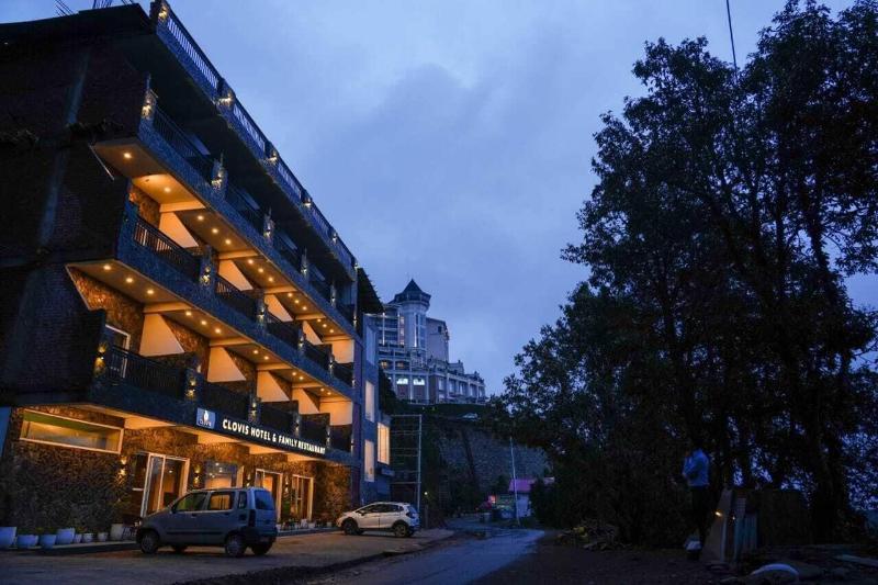 Clovis Hotel & Restaurant image