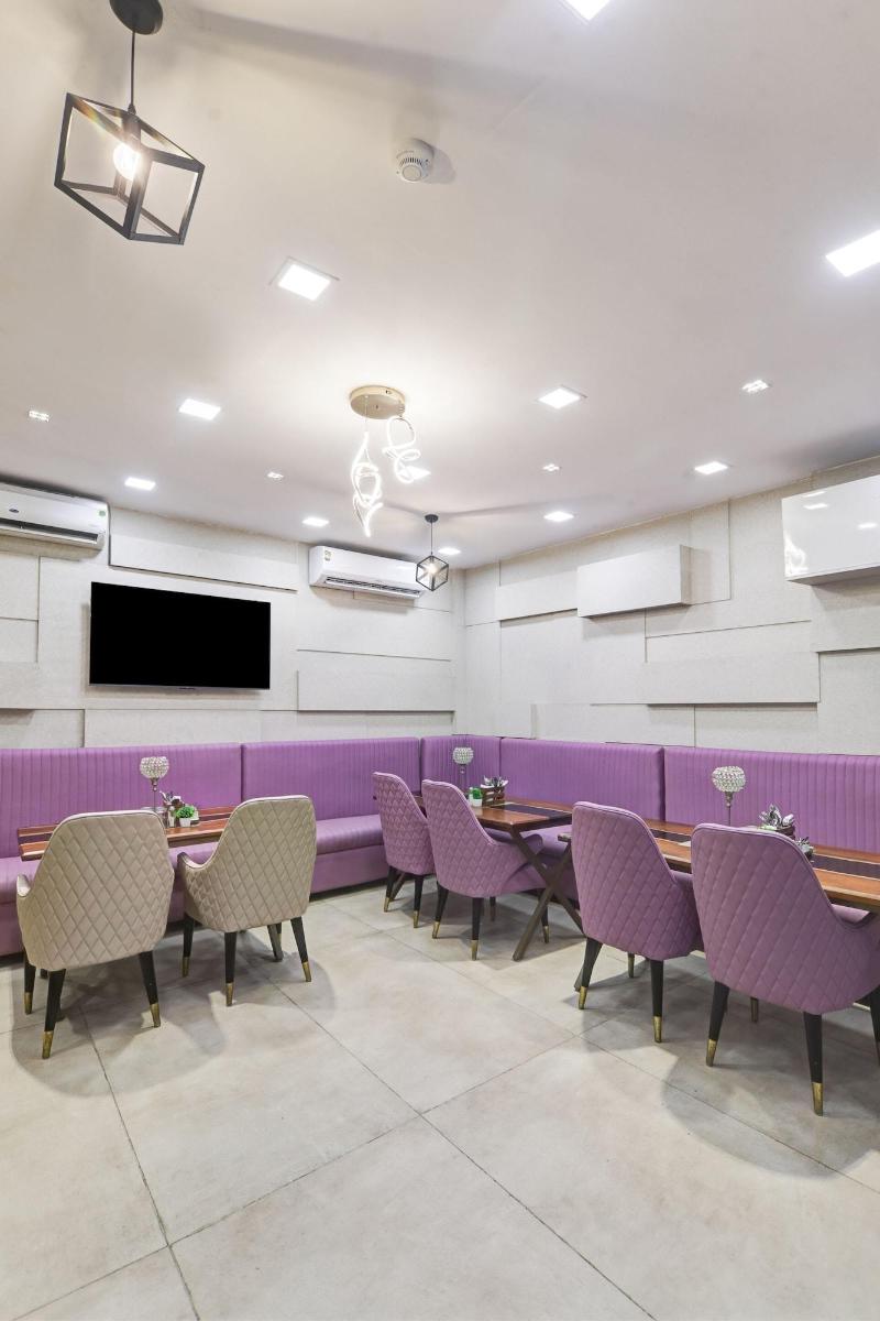 Hotel Status By Sbg image
