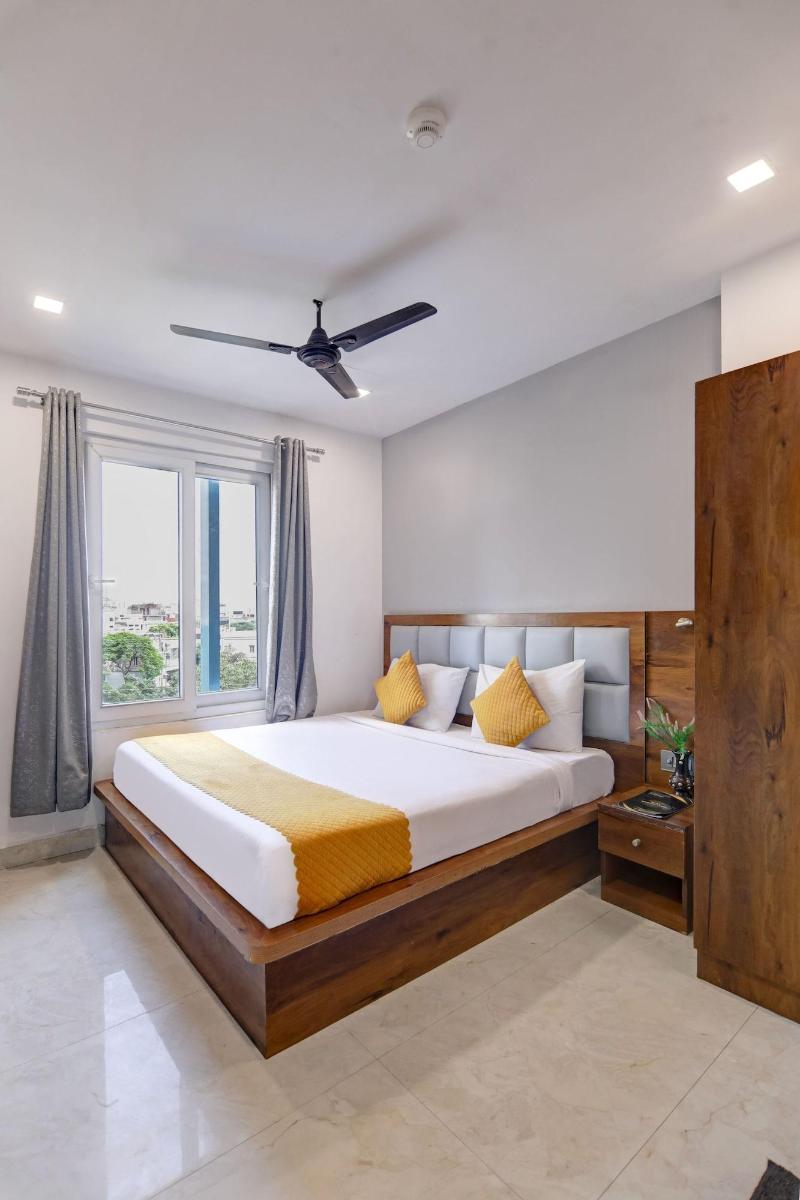 Hotel Status By Sbg image
