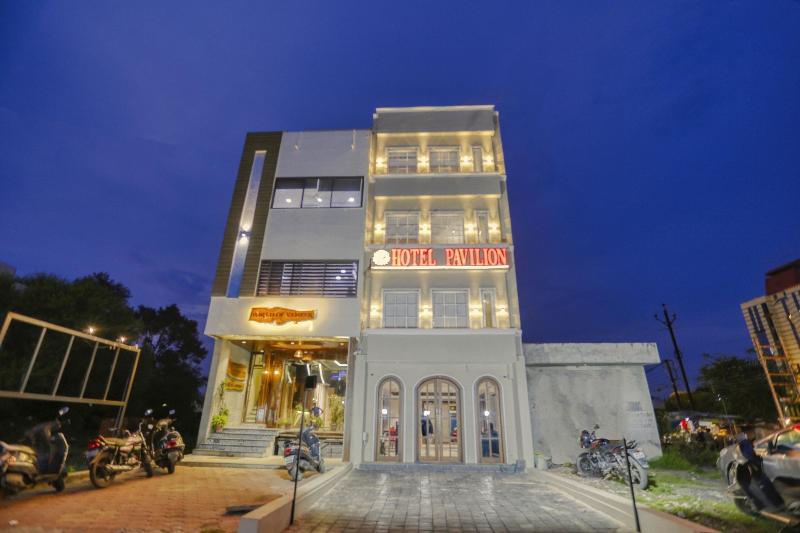 Hotel Pavilion — general view
