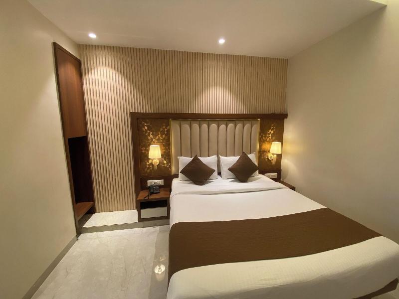 Hotel Czar Inn image