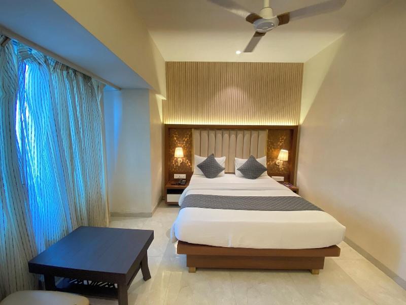 Hotel Czar Inn image