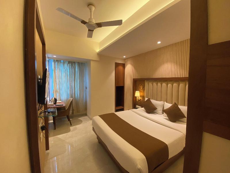 Hotel Czar Inn image