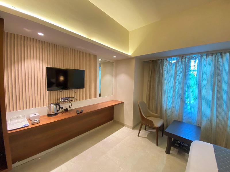 Hotel Czar Inn image
