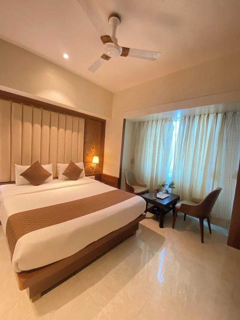 Hotel Czar Inn image