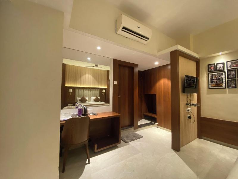 Hotel Czar Inn image