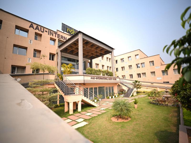 Rohika Aau-igh image