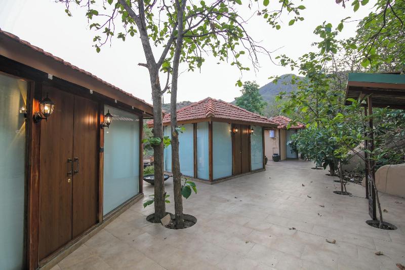 Toyam By Orchid Hotels image
