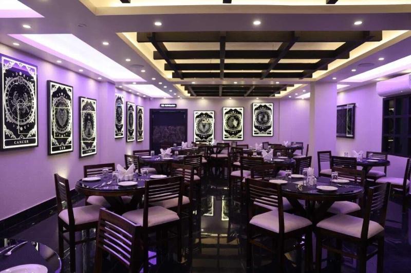 Xcelsior Hotel And Spa