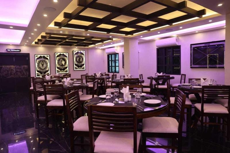 Xcelsior Hotel And Spa