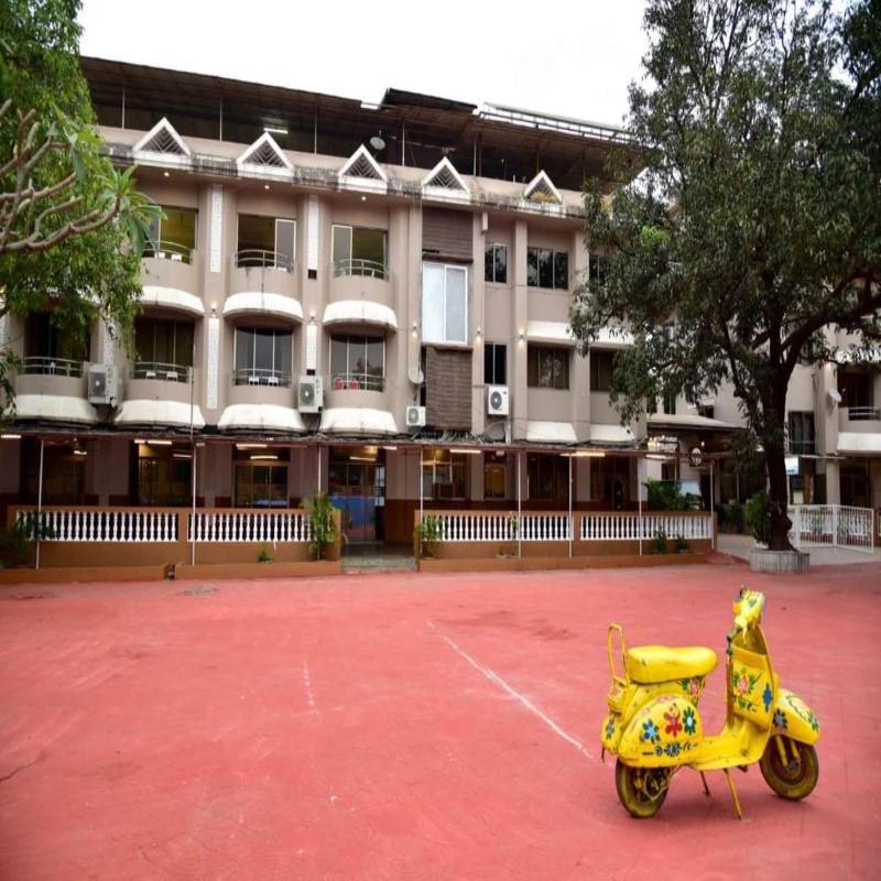 Aron Resort Lonavala Near Old Mumbai Pune Highway image