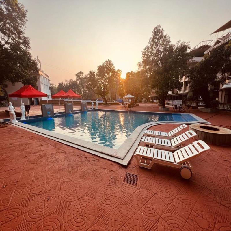 Aron Resort Lonavala Near Old Mumbai Pune Highway image