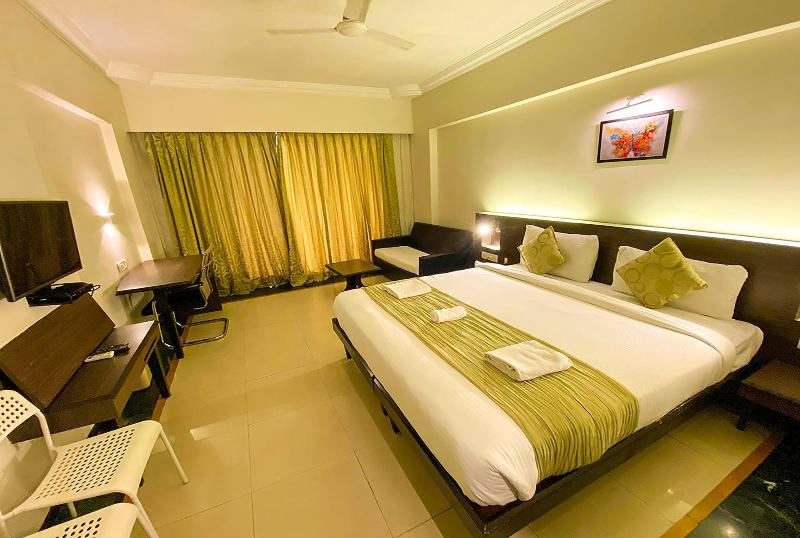Aron Resort Lonavala Near Old Mumbai Pune Highway image
