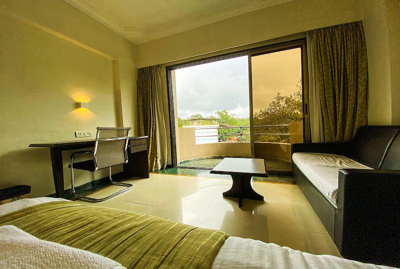 Aron Resort Lonavala Near Old Mumbai Pune Highway image