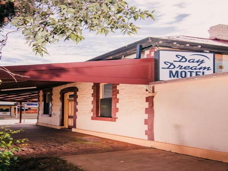 Daydream Motel And Apartments