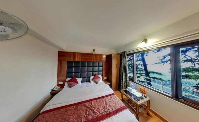 Hotel Kahkashan image