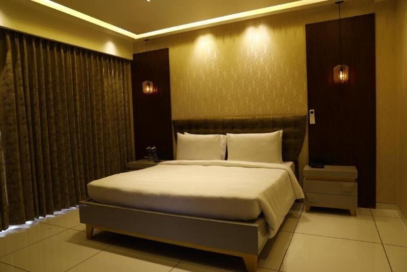 Devka Beach Resort image