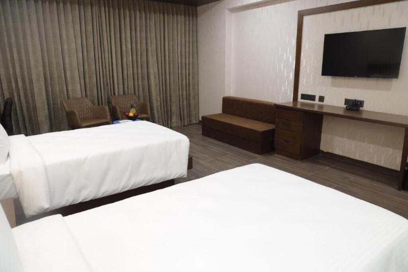 Devka Beach Resort image