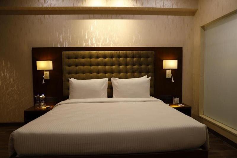 Devka Beach Resort image