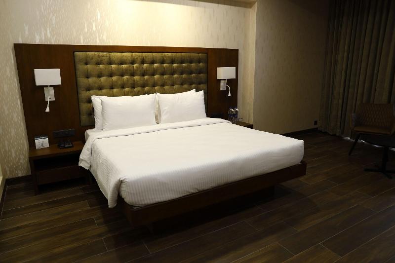 Devka Beach Resort image