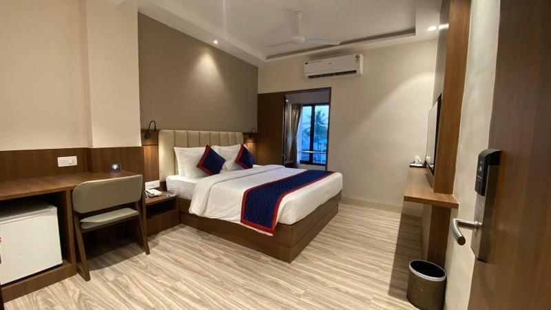 Zip By Spree Hotels Shirdi image