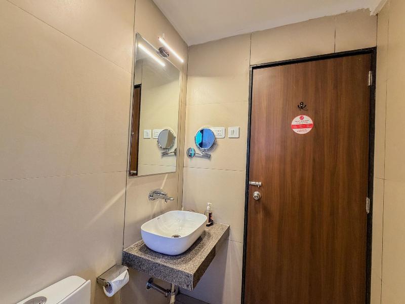 Zip By Spree Hotels Shirdi image