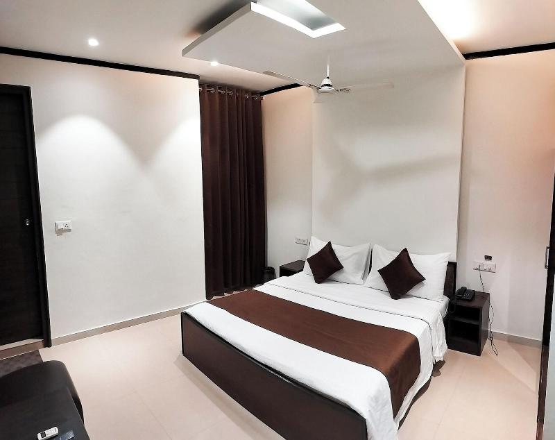 The Wind Cross Hotel image