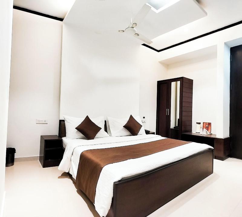 The Wind Cross Hotel image