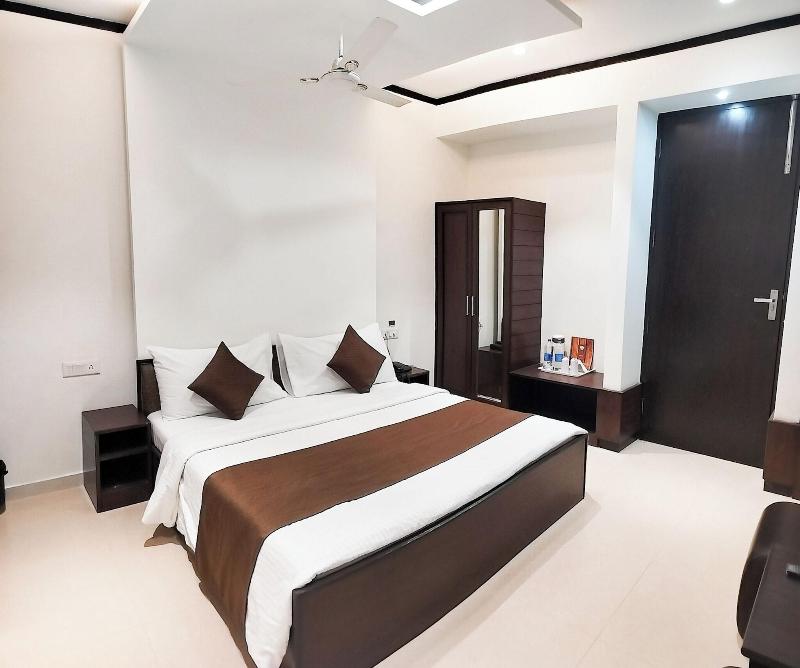 The Wind Cross Hotel image