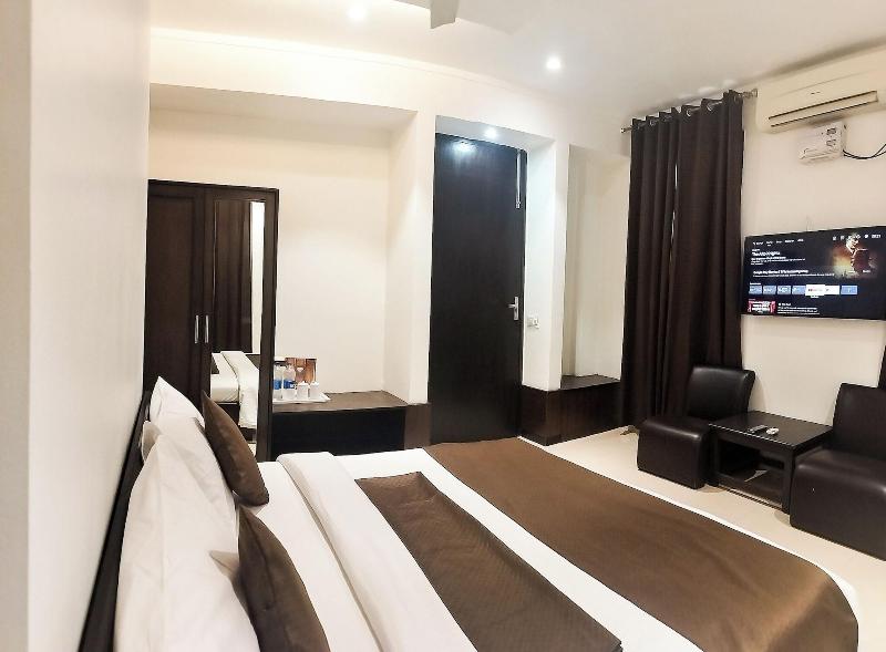 The Wind Cross Hotel image