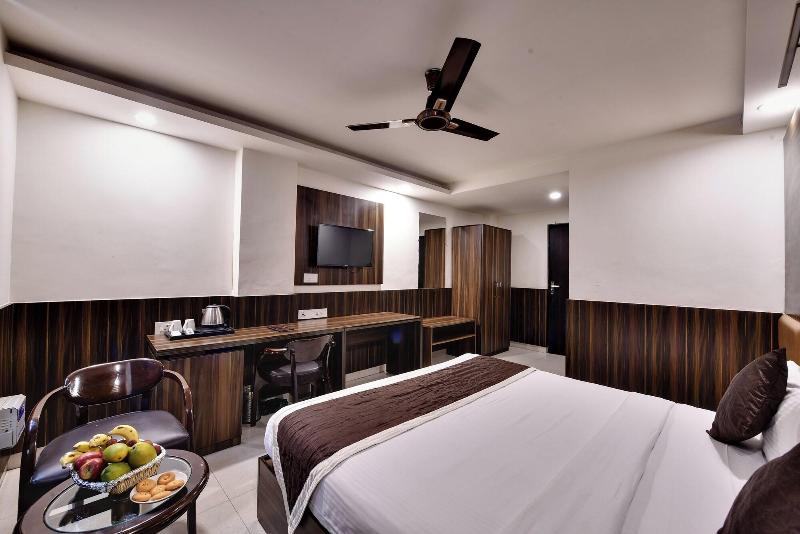 Rnb Select Hotel Walk In Lucknow image