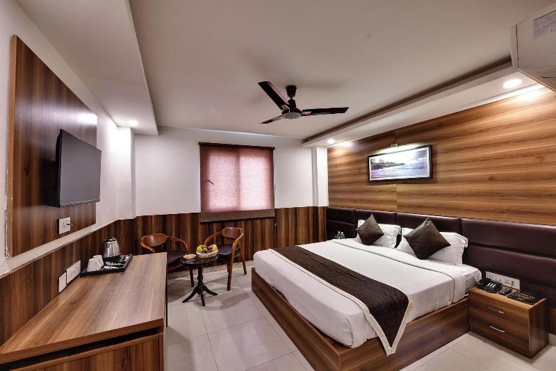 Rnb Select Hotel Walk In Lucknow image