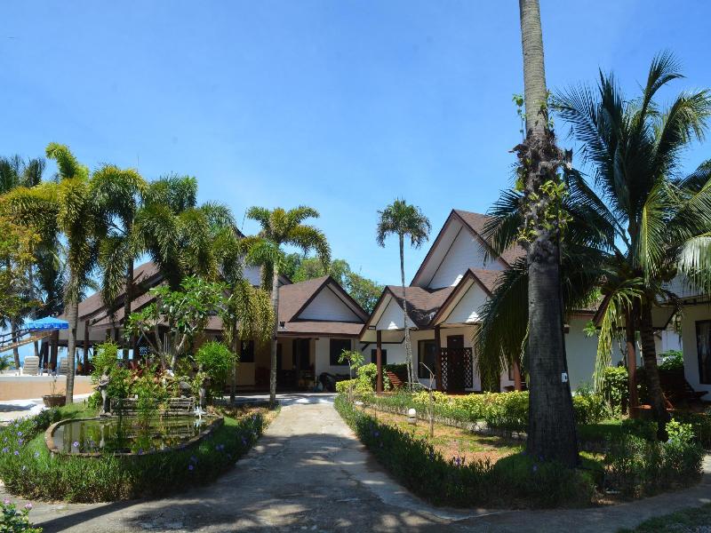 Lanta Il Mare Beach Resort image