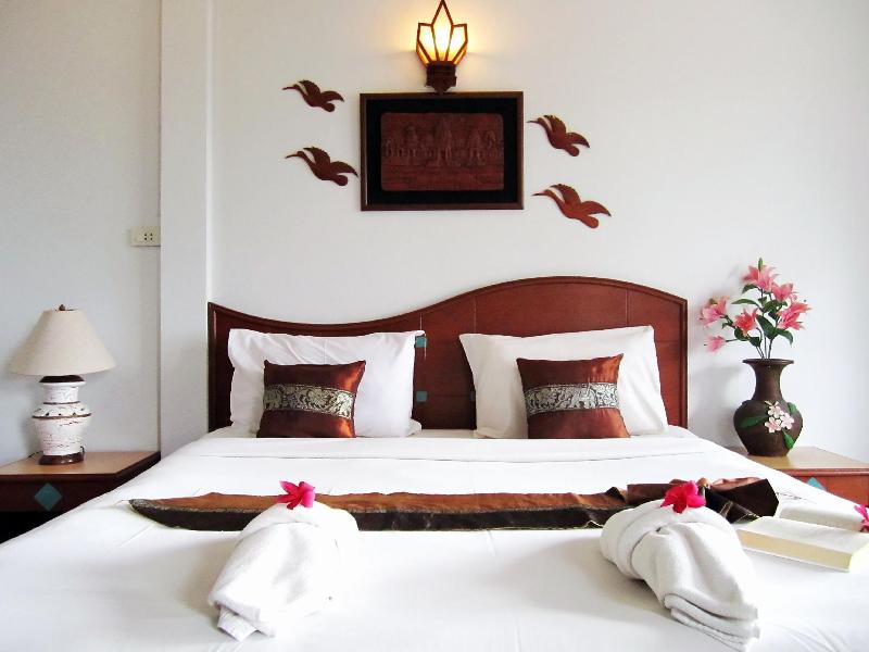 Lanta Il Mare Beach Resort image