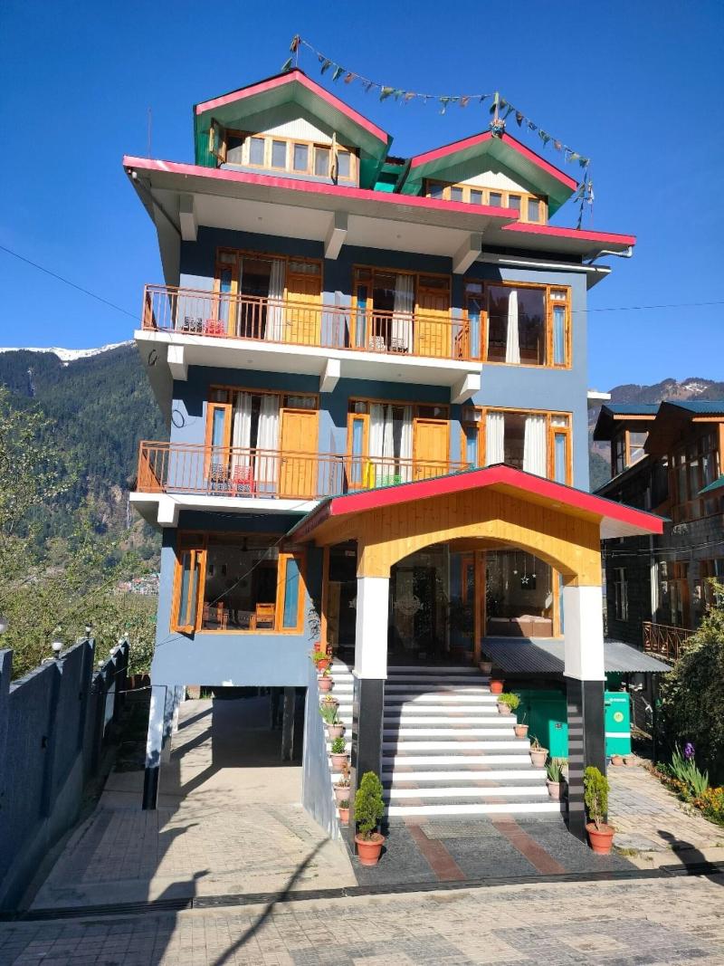 Goroomgo Sakura Palace Manali — photo 4