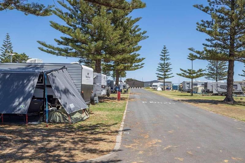 Moana Beach Tourist Park — general view