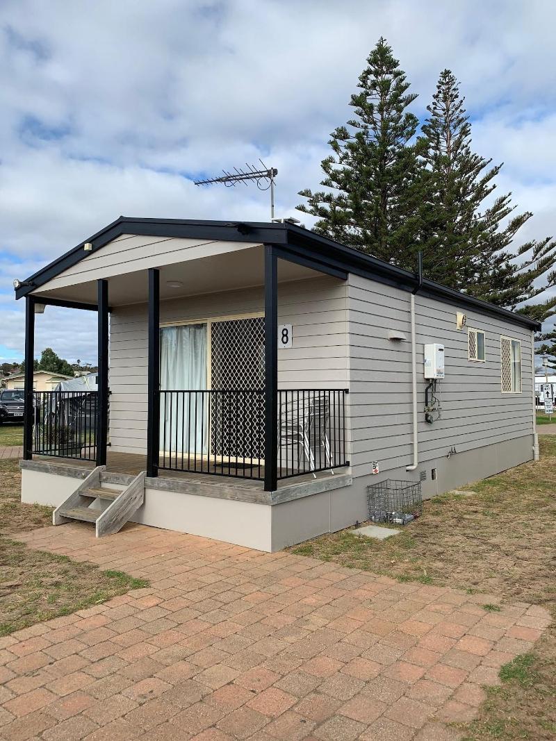 Moana Beach Tourist Park image