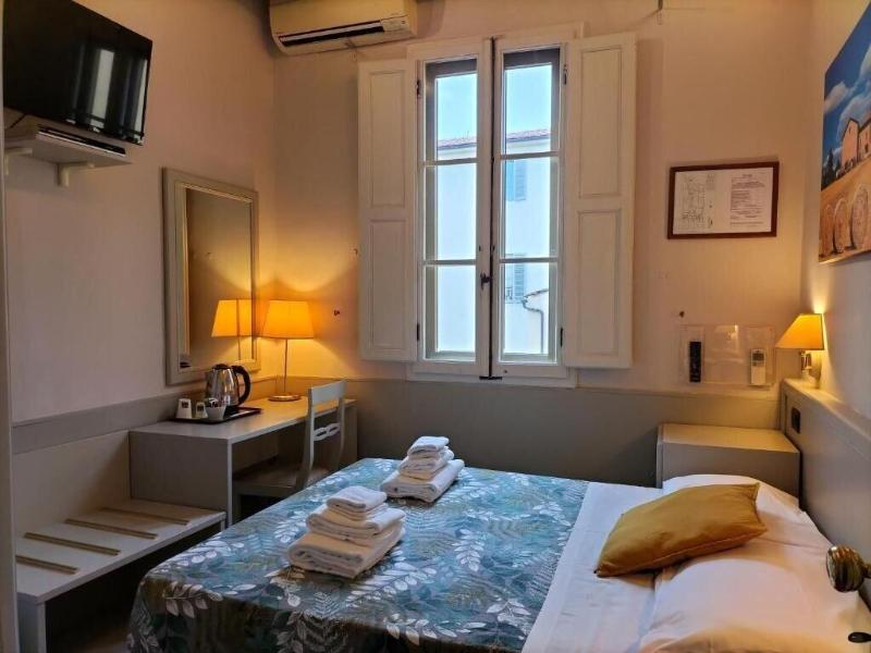 Hotel Camilla image