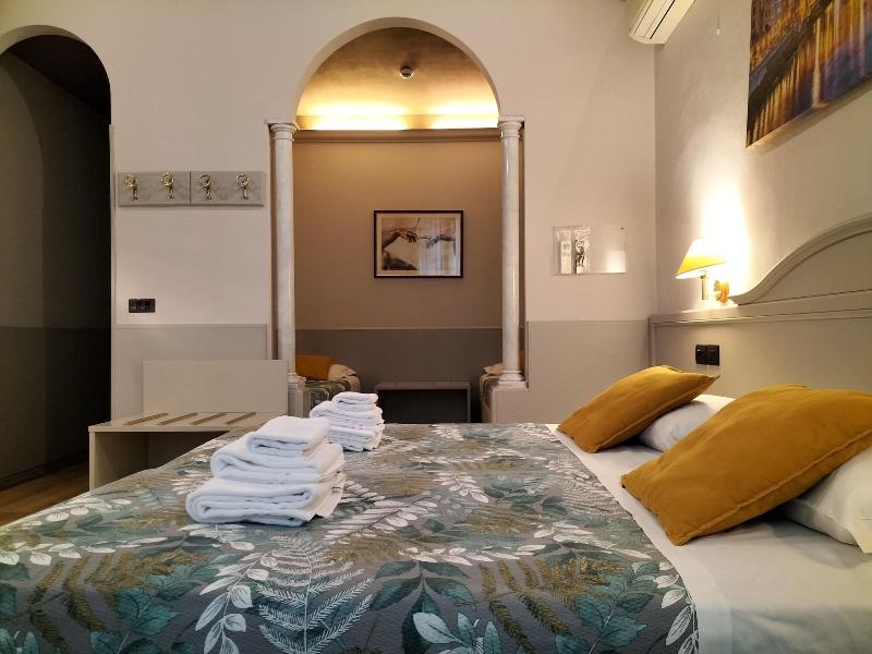 Hotel Camilla image