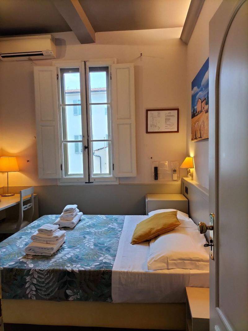 Hotel Camilla image