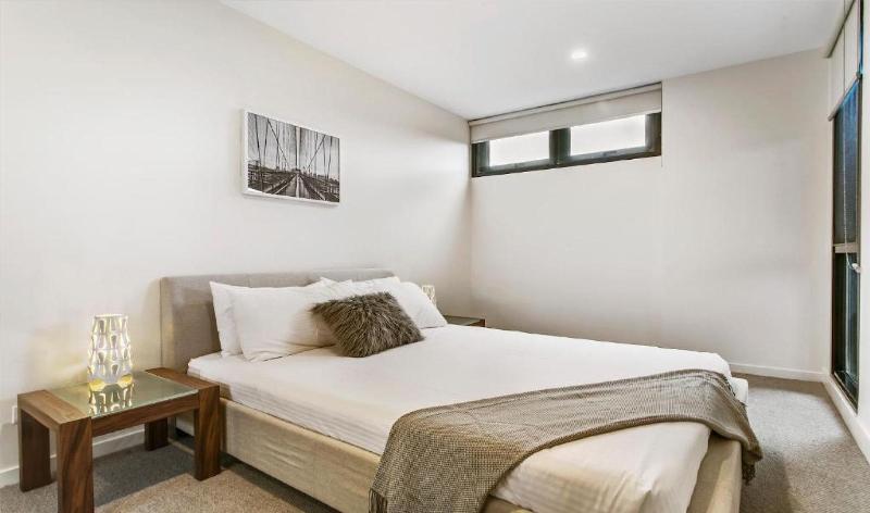 Melbourne City Apartments - Teri image